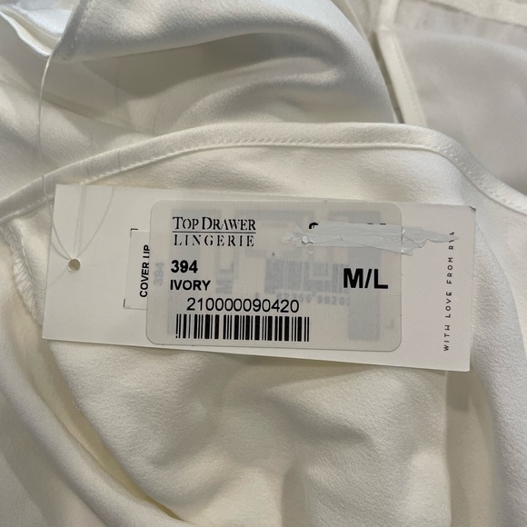 NWT Rya Collection Swan Charmeuse & Ostrich Feather Wrap, Size M/L - Picture 3 of 6